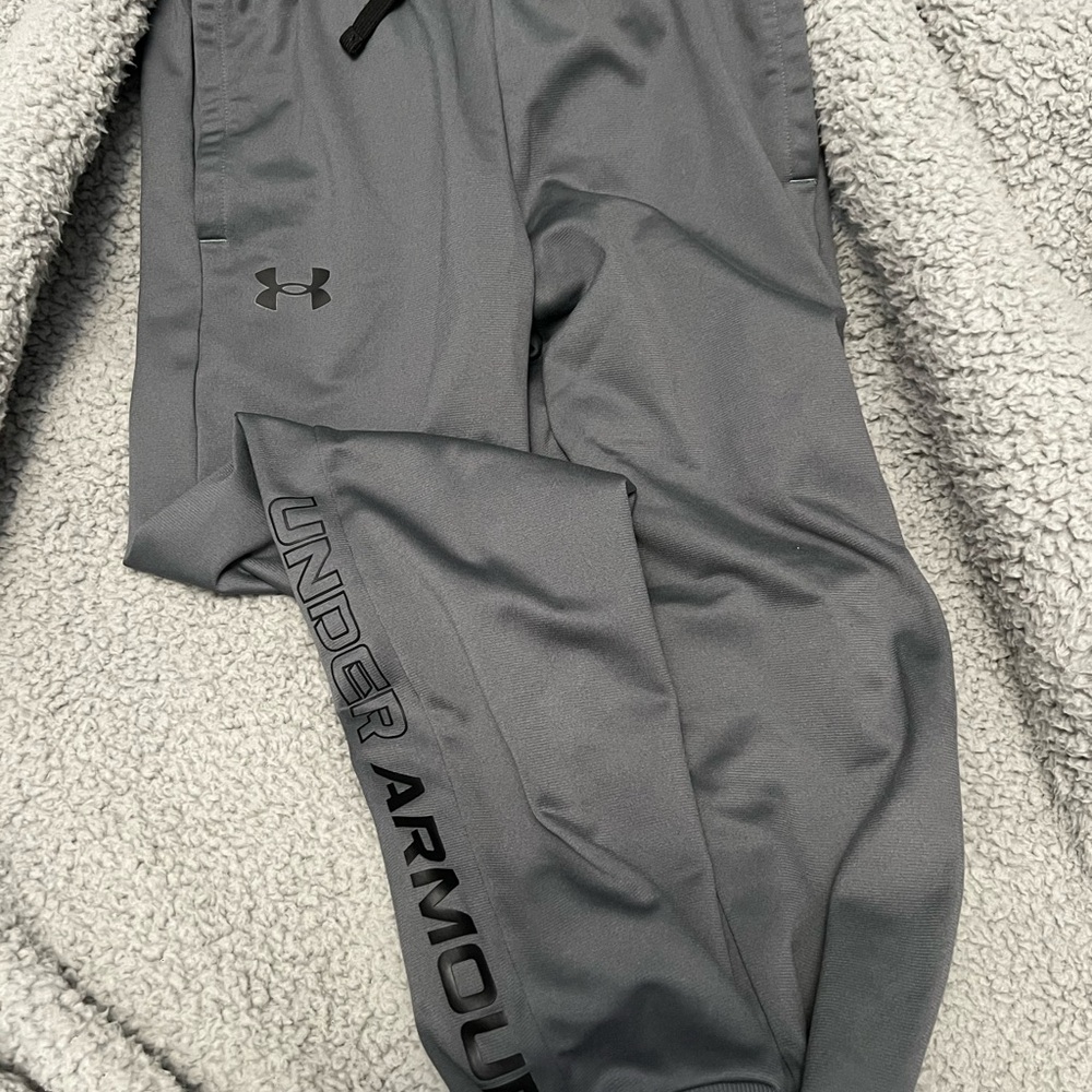 Under Armour Charcoal Athletic Pants